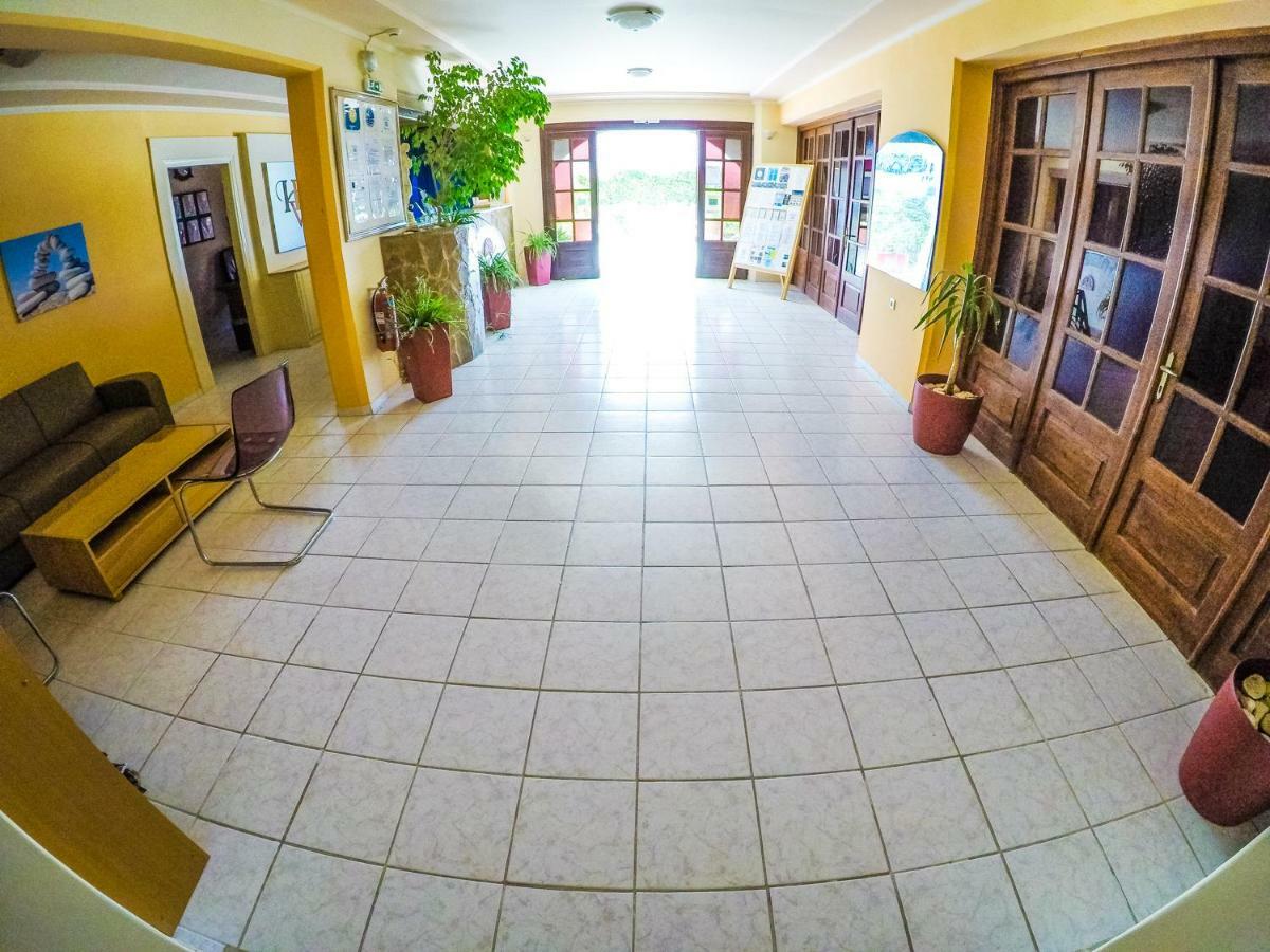 Vanessa Hotel Kalamákion Extérieur photo