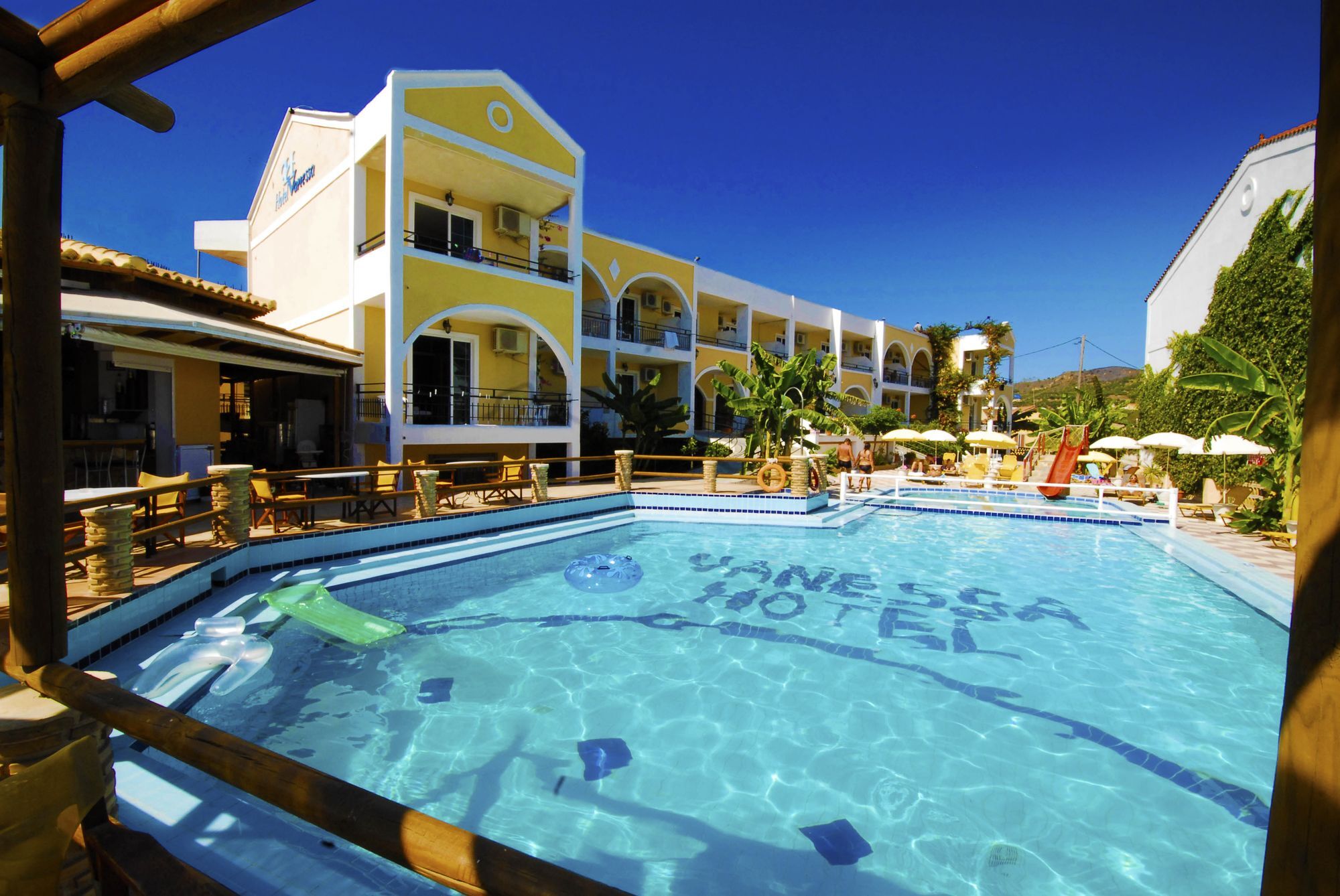 Vanessa Hotel Kalamákion Extérieur photo