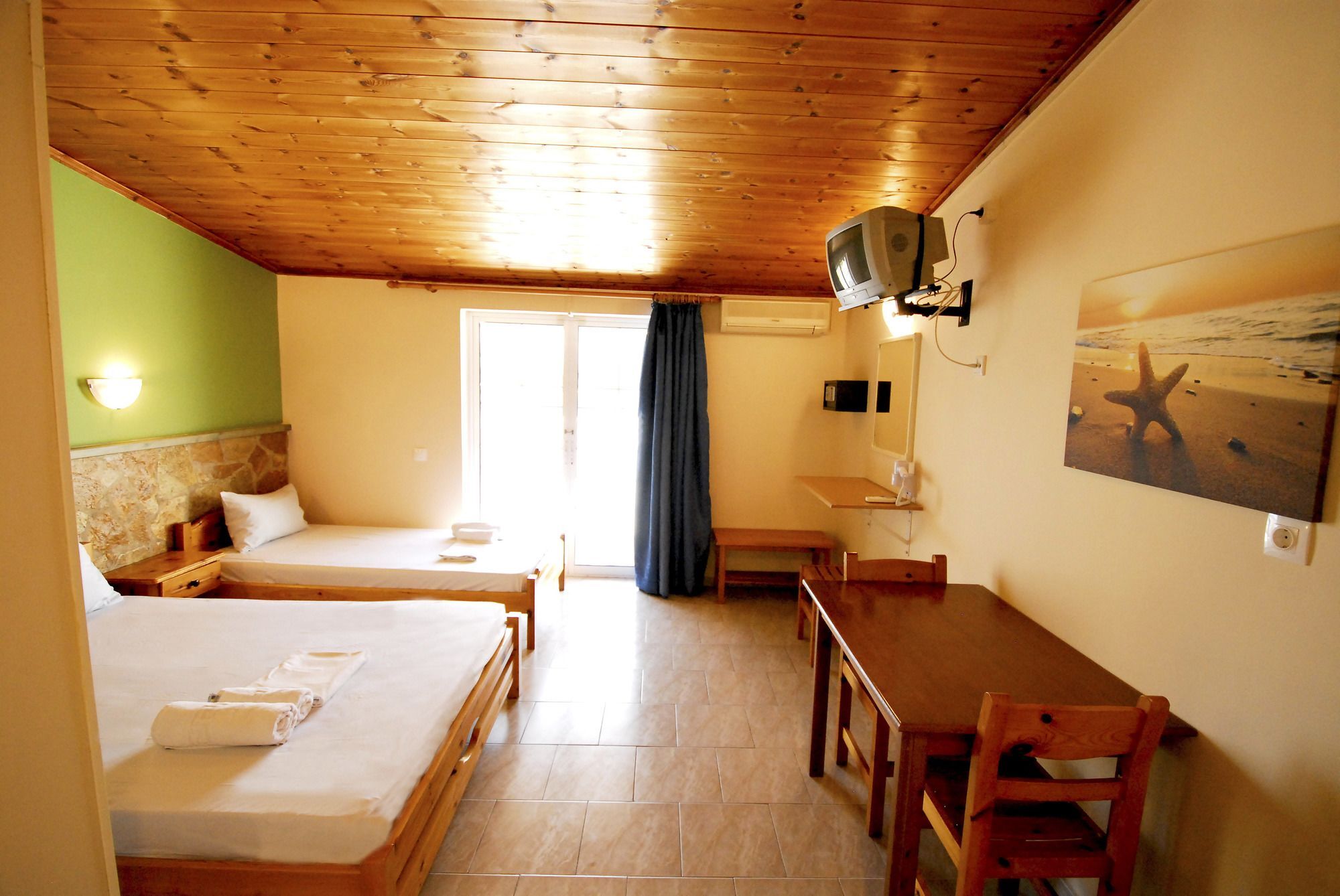 Vanessa Hotel Kalamákion Extérieur photo